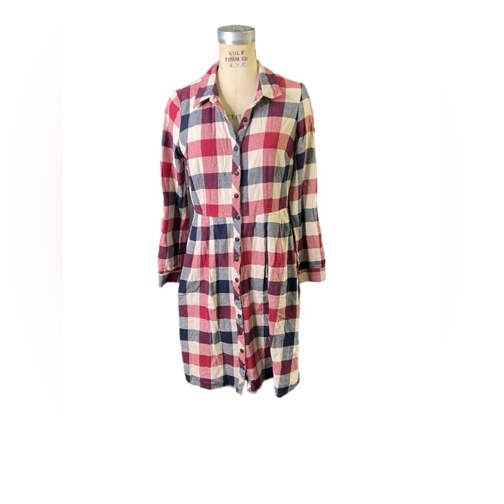 ModCloth L red and blue plaid flannel button up dress